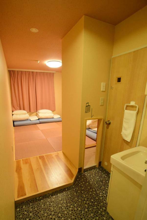 East Blue Kasai Hostel Tokio
